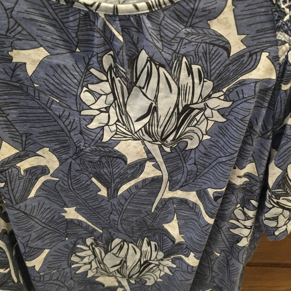 Cato Blue and White Relaxed Blouse - Picture 3 of 5